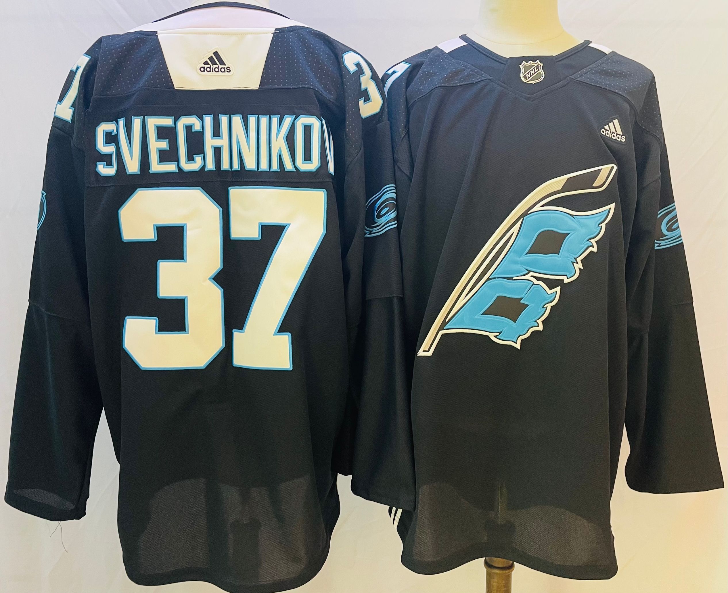 Men Carolina Hurricanes 37 Svechniko Black Authentic Stitched 2022 Adidas NHL Jersey